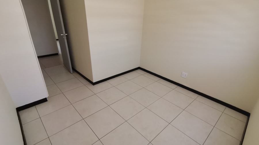 To Let 3 Bedroom Property for Rent in Beacon Bay Eastern Cape